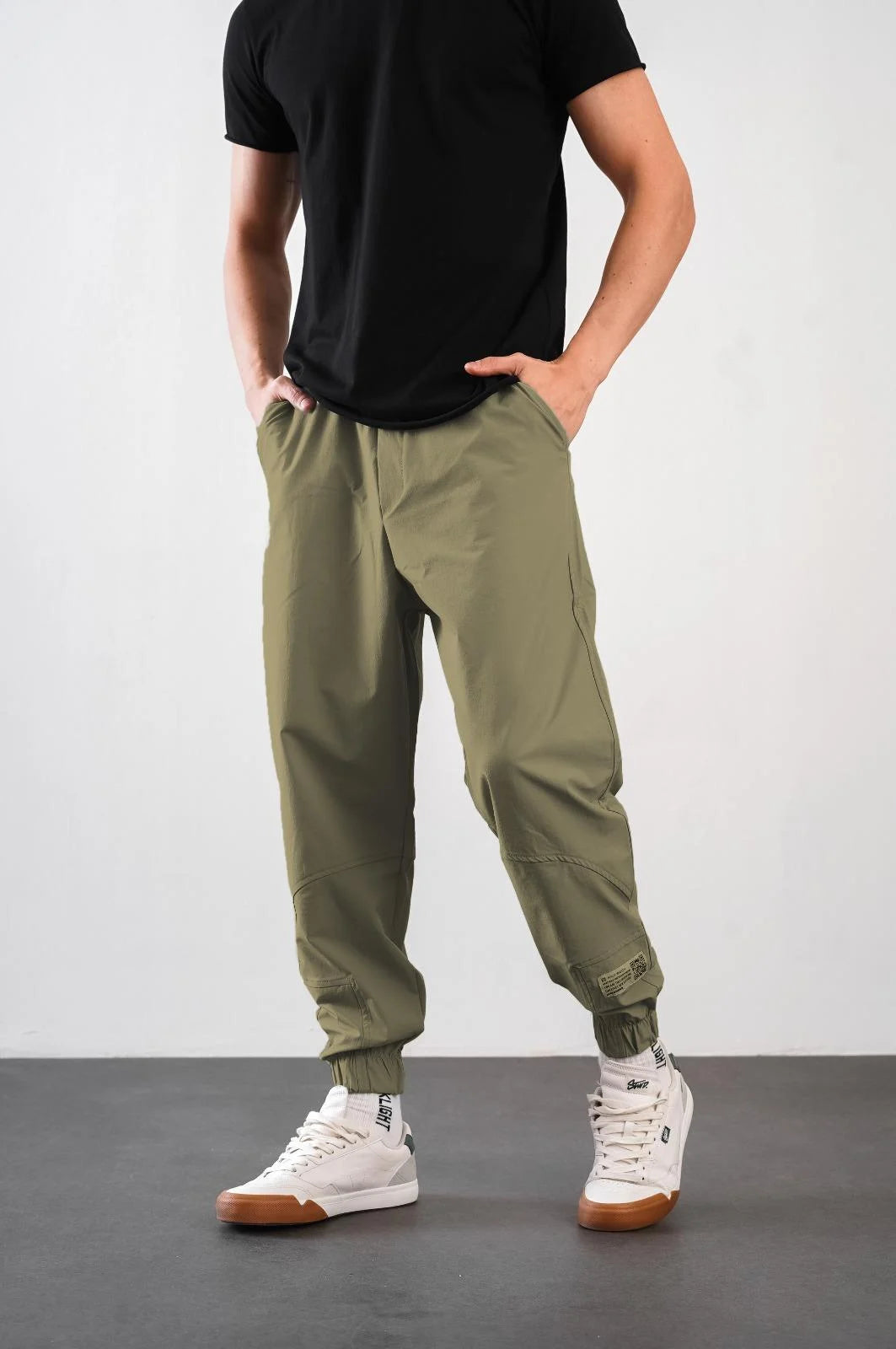 Men's Relax Fit Moulded Elasticated Leg Jogger Trousers