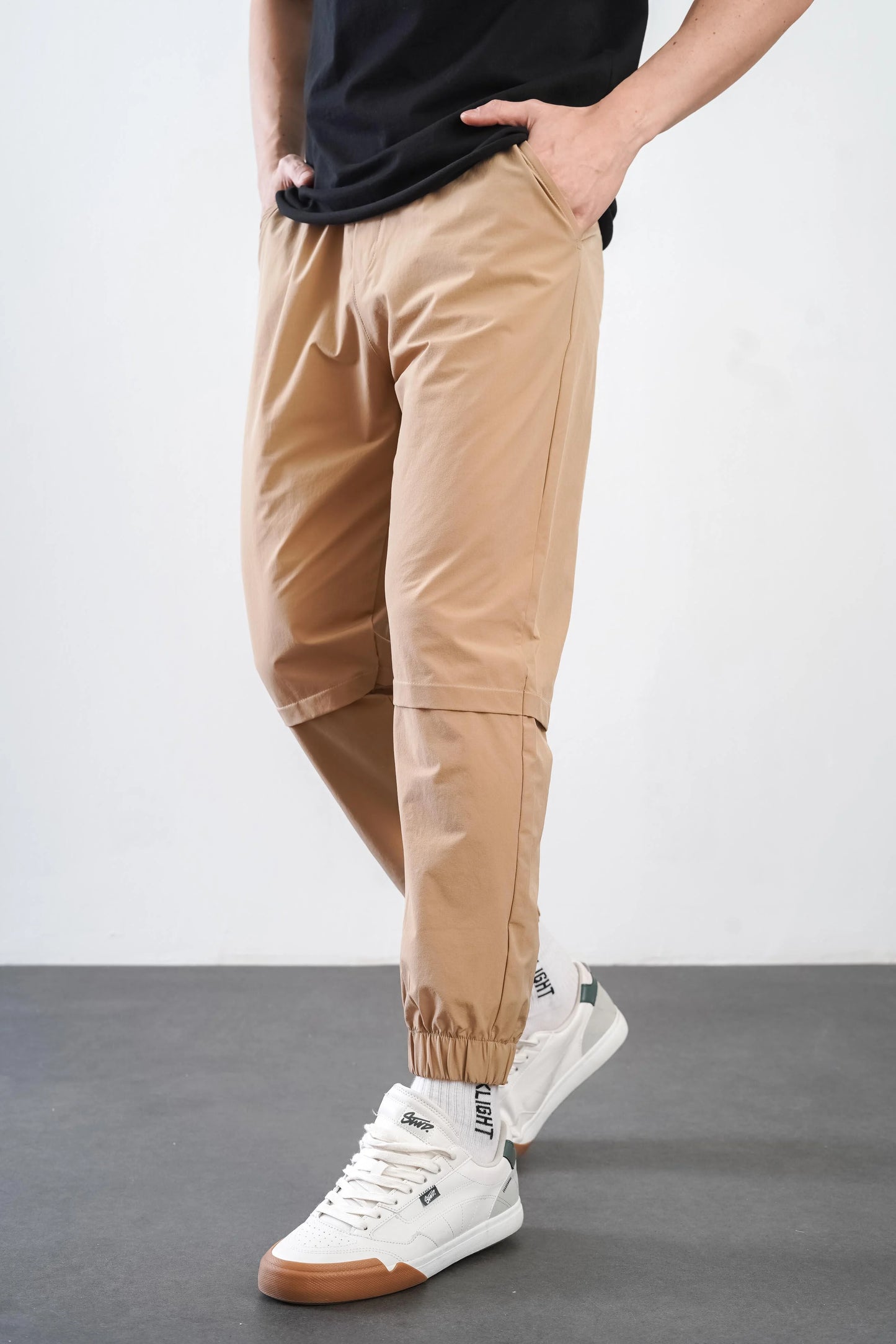 Men's Relax Fit Jogger Trousers with Elasticated Waist and Leg