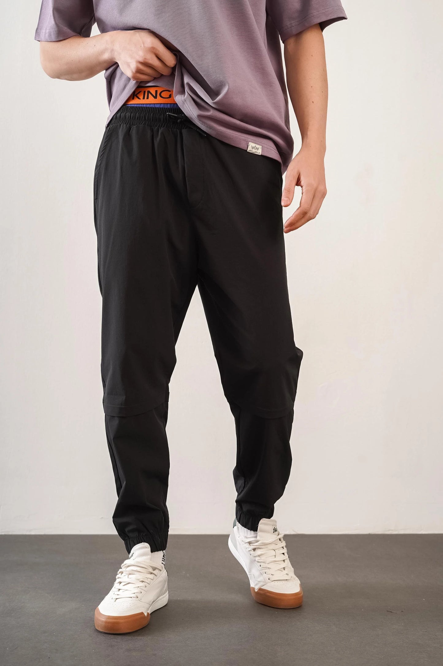 Men's Relax Fit Jogger Trousers with Elasticated Waist and Leg