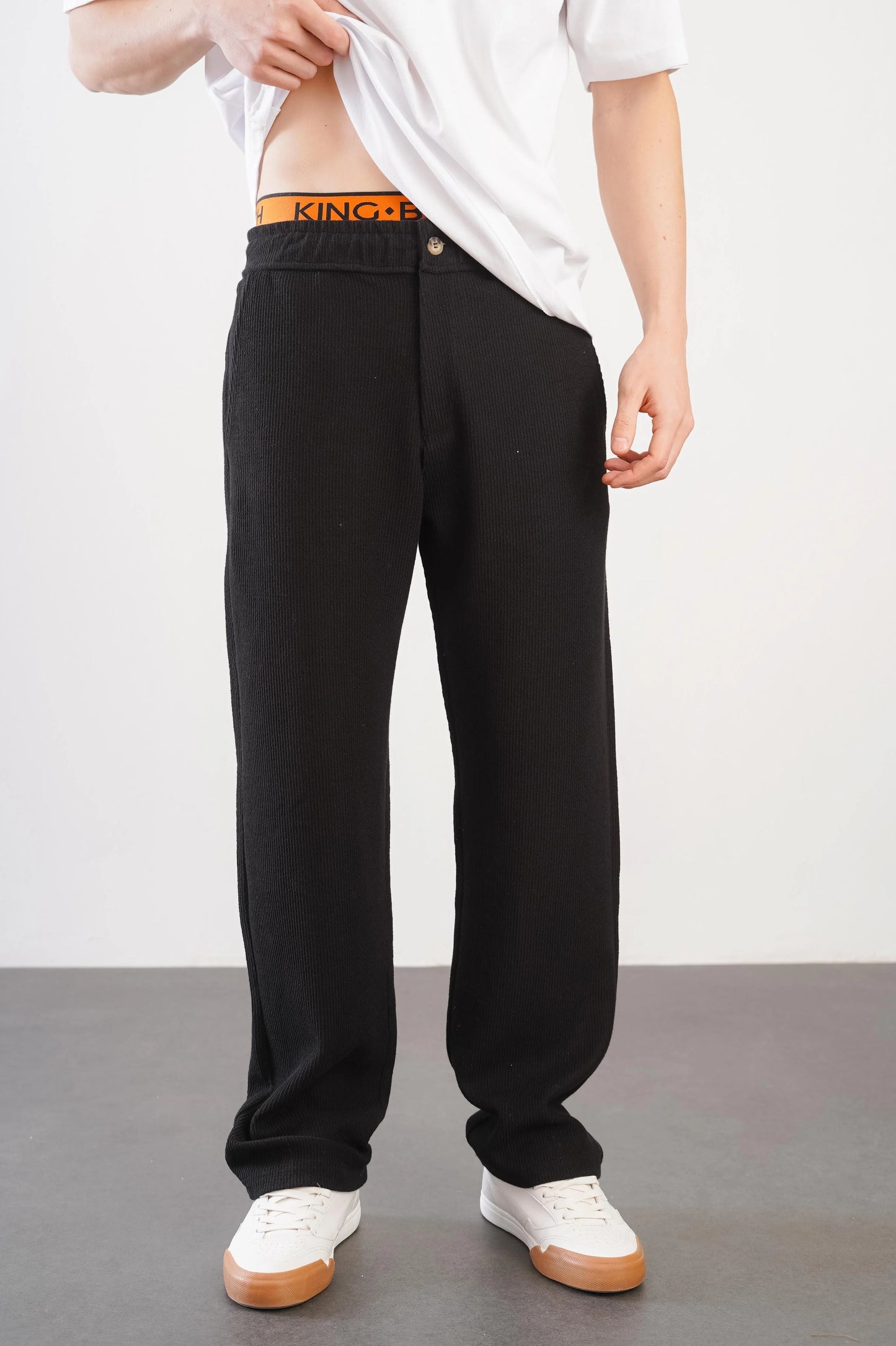 Comfortable Fit Trousers with Elasticated Waist Pockets