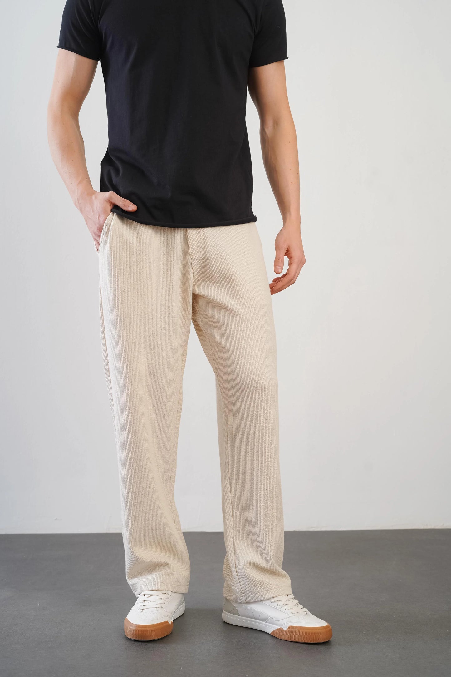 Comfortable Fit Trousers with Elasticated Waist Pockets