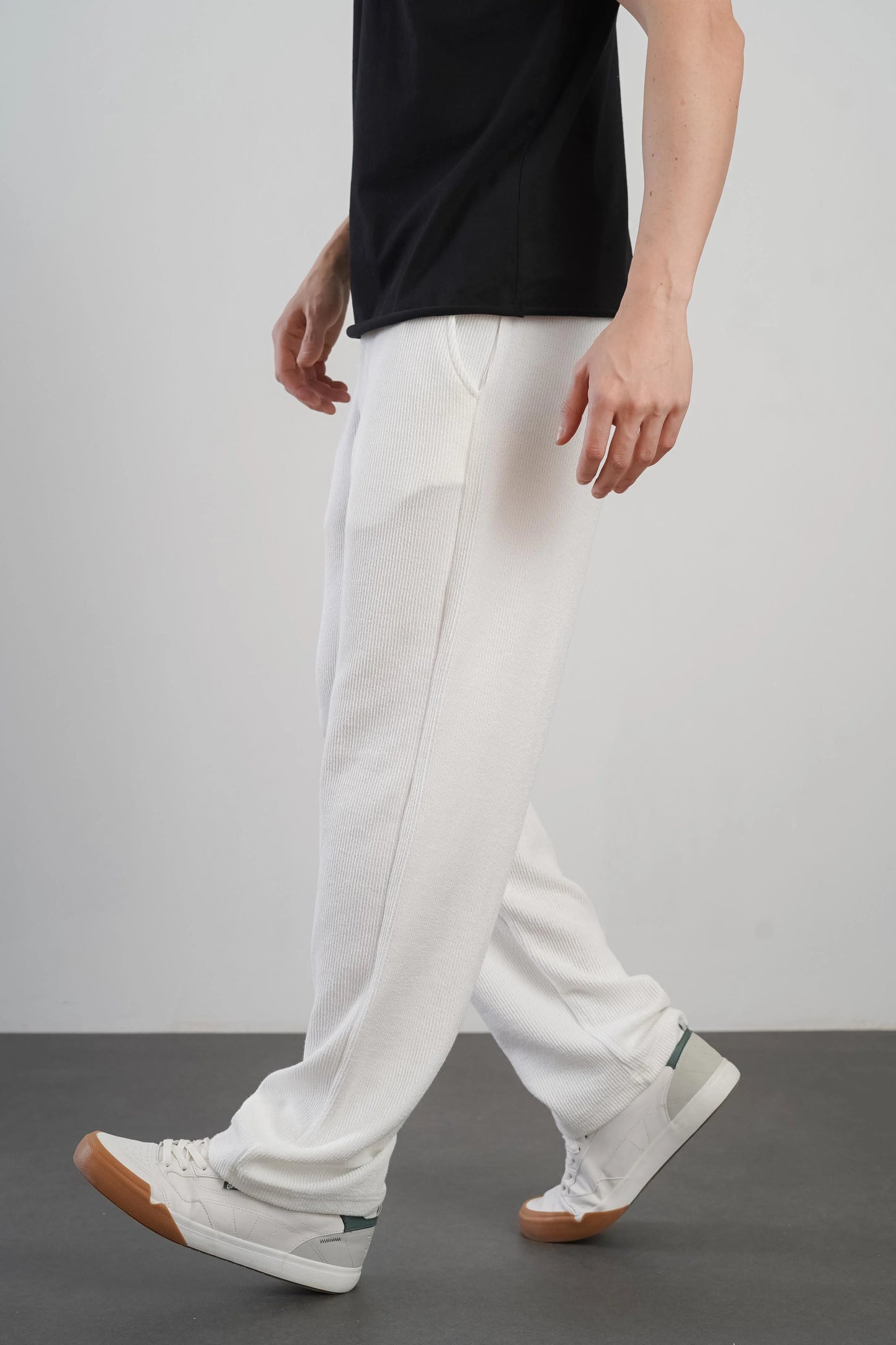 Comfortable Fit Trousers with Elasticated Waist Pockets