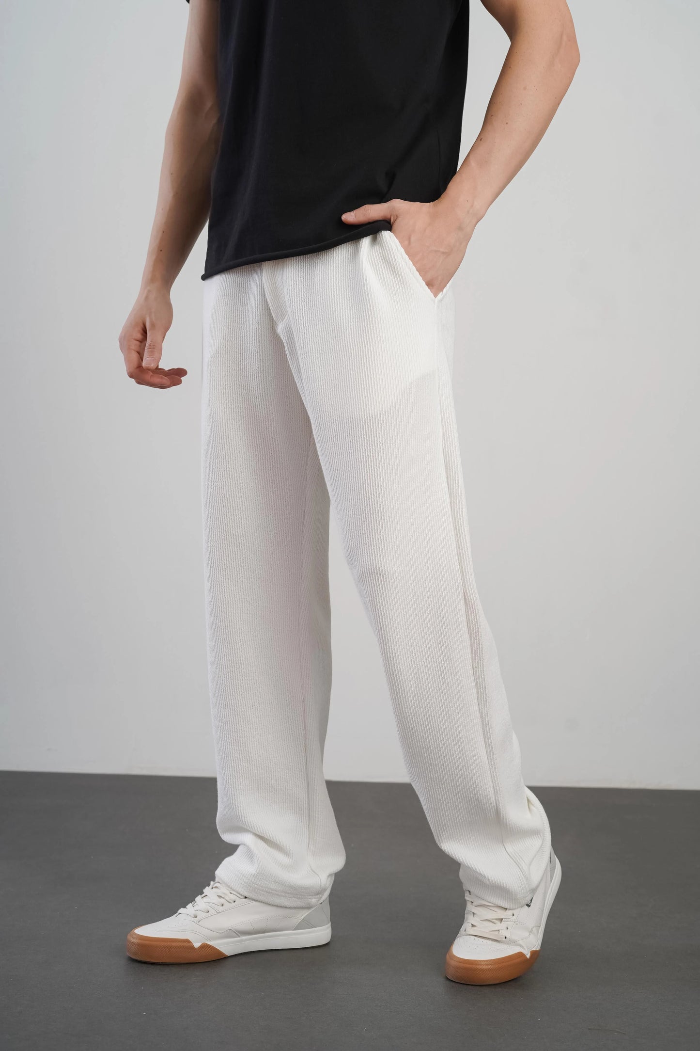 Comfortable Fit Trousers with Elasticated Waist Pockets