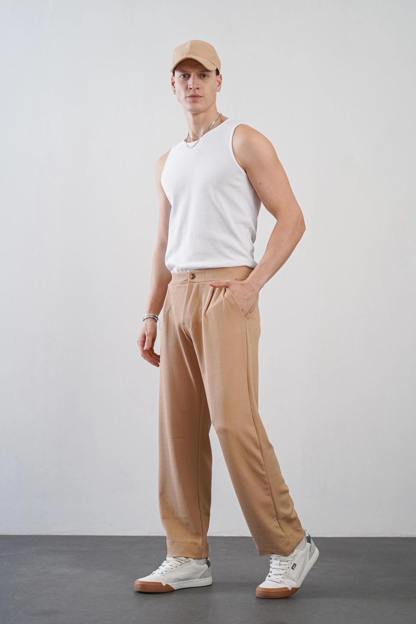 Men's Pleated Wide Leg Relaxed Fit Trousers