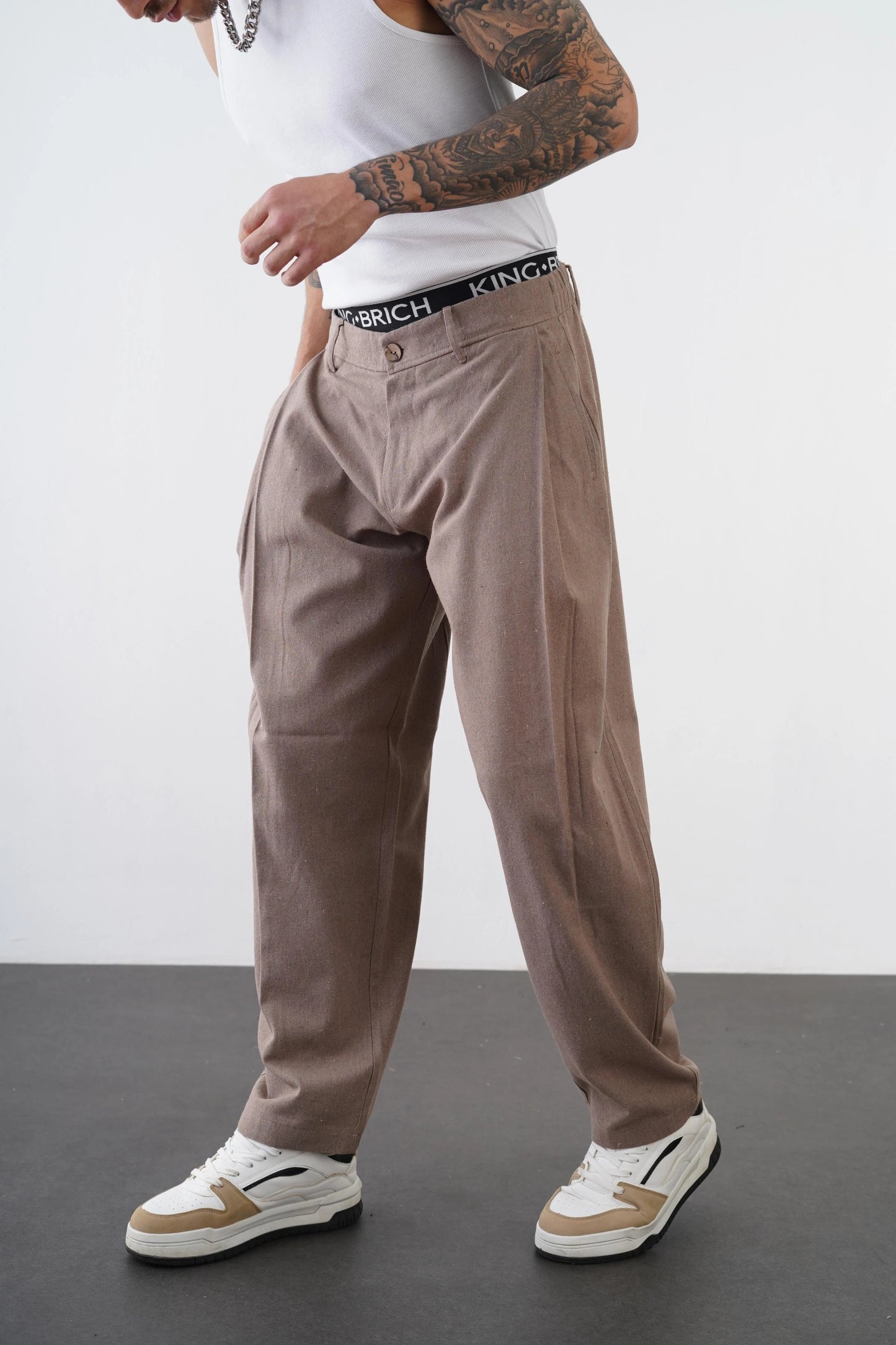 Relaxed Fit Linen Men's Trousers with Elasticated Waist