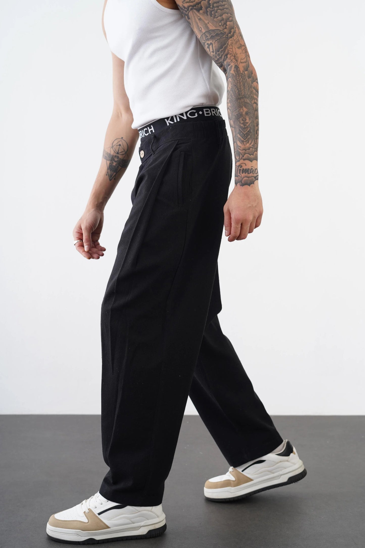 Relaxed Fit Linen Men's Trousers with Elasticated Waist